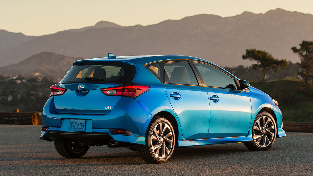 Scion iM, Toyota Auris USA, New York Auto Show 2015