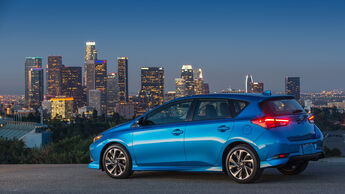 Scion iM, Toyota Auris USA, New York Auto Show 2015