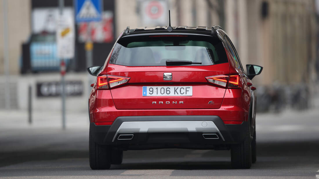 Audi Q2 1.4 TFSI Sport und Seat Arona 1.5 TSI FR im Test - auto motor ...
