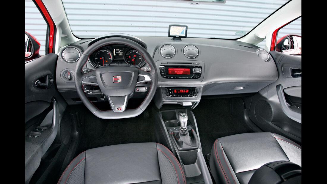 Seat Ibiza 1.6 TDI CR FR, Cockpit