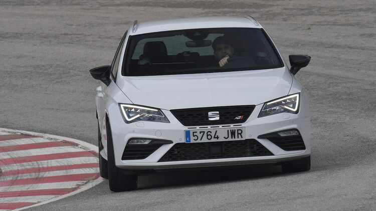 Neuer Seat Leon Cupra 300 Im Fahrbericht Mit Allrad Besser Auto Motor Und Sport