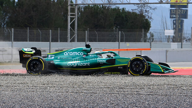 Sebastian Vettel - Aston Martin - Formel 1 - Test - Barcelona - 25. Februar 2022