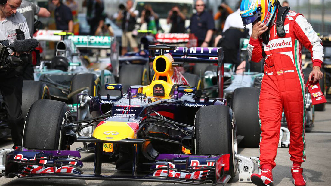 Sebastian Vettel - Fernando Alonso - Red Bull - Formel 1 - GP China - 13. April 2013