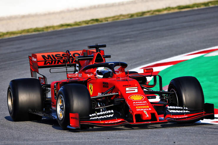 Sebastian-Vettel-Ferrari-Barcelona-F1-Te