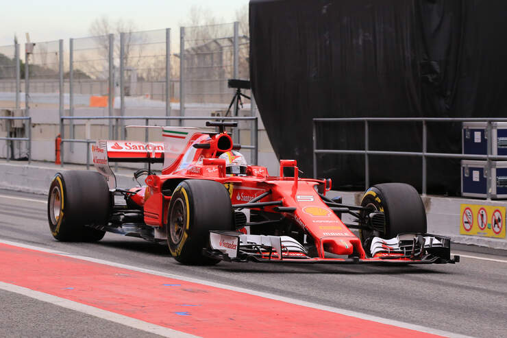 Sebastian-Vettel-Ferrari-Formel-1-Test-B