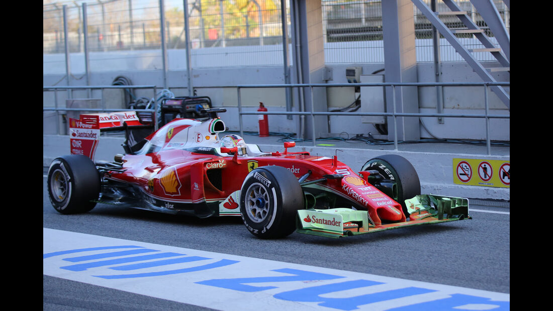Sebastian Vettel - Ferrari - Formel 1 - Test - Barcelona - 2. März 2016