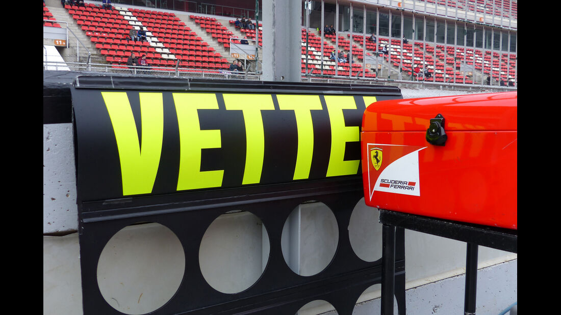 Sebastian Vettel - Ferrari - Formel 1-Test - Barcelona - 21. Februar 2015