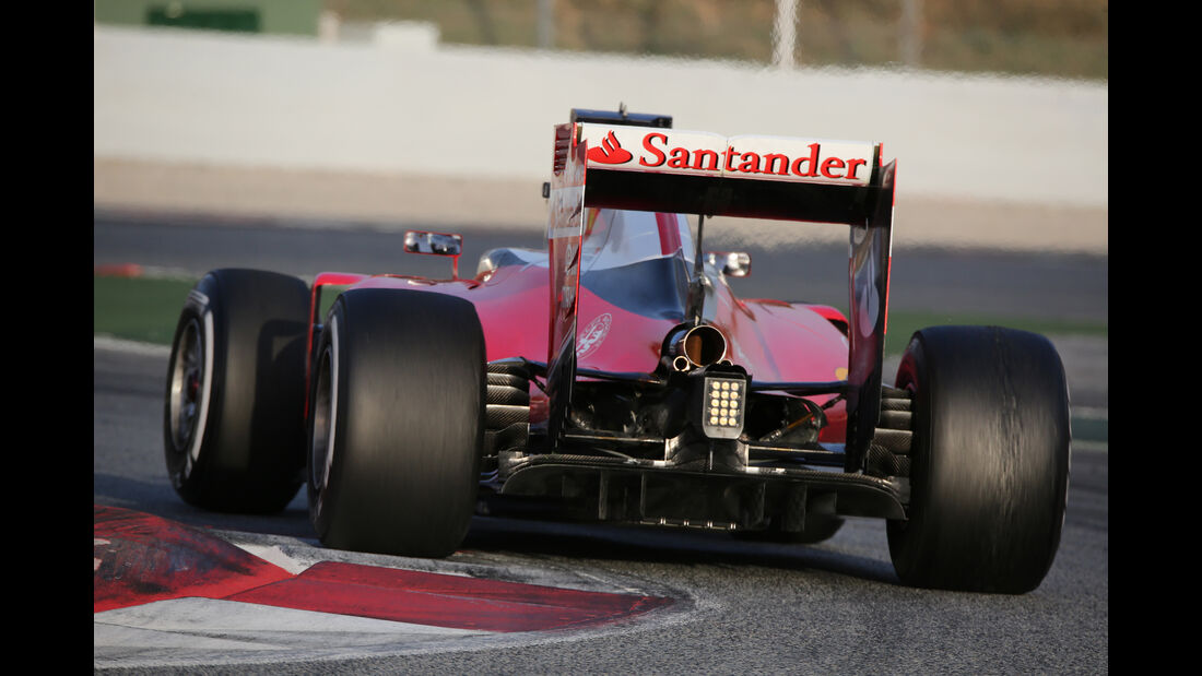 Sebastian Vettel - Ferrari - Formel 1-Test - Barcelona - 23. Februar 2016