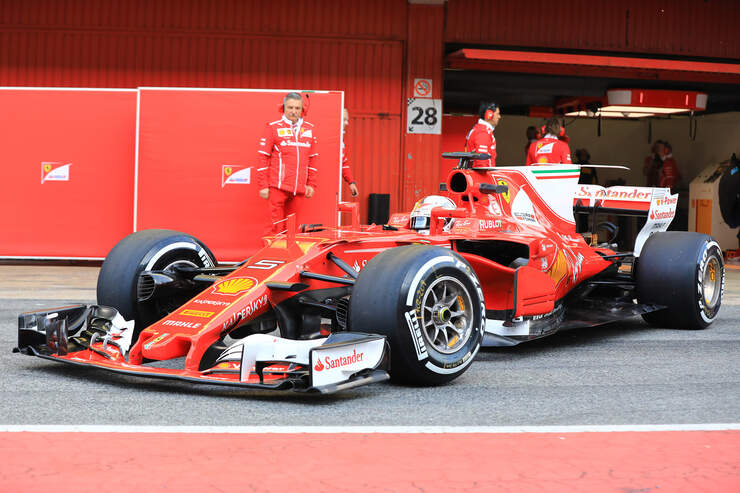 Sebastian-Vettel-Ferrari-Formel-1-Test-B