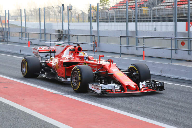 Sebastian-Vettel-Ferrari-Formel-1-Test-B