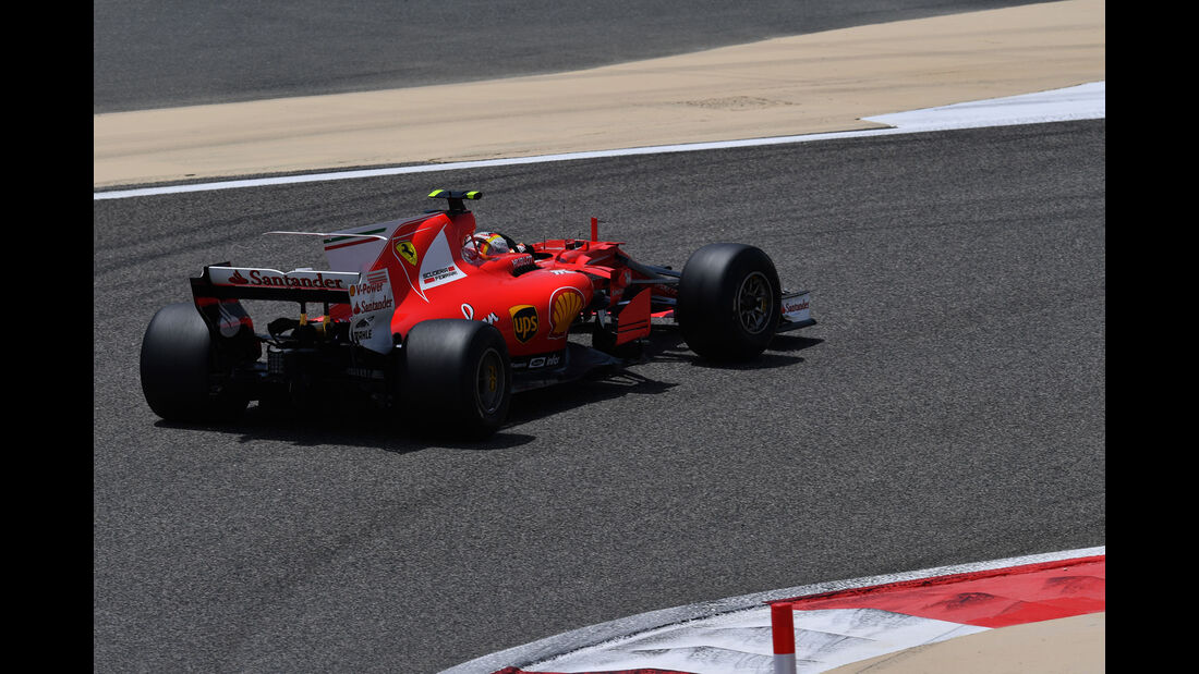 Sebastian Vettel - Ferrari - Formel 1 - Testfahrten - Bahrain International Circuit - Dienstag - 18.4.2017