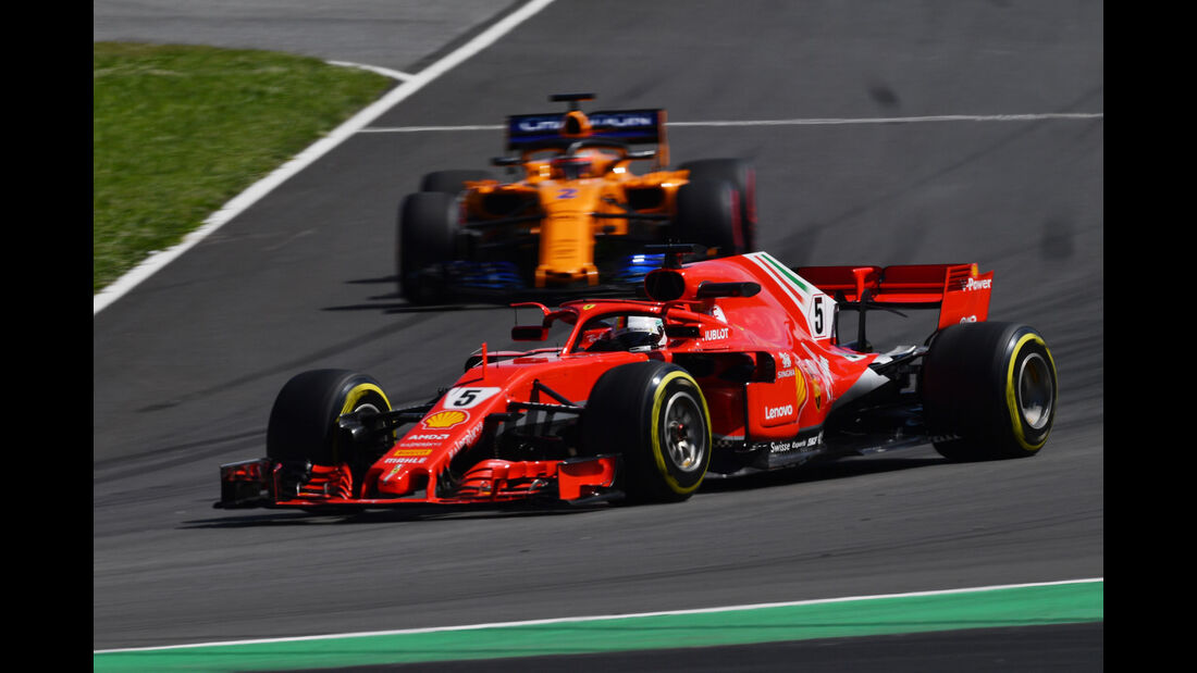 Sebastian Vettel - Ferrari - Formel 1 - Testfahrten - Barcelona - Dienstag - 15-5-2018