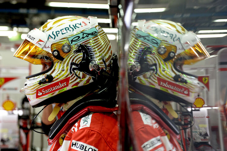 Sebastian-Vettel-Ferrari-Formel-1-fotoshowBig-49c4442d-1136762.jpg