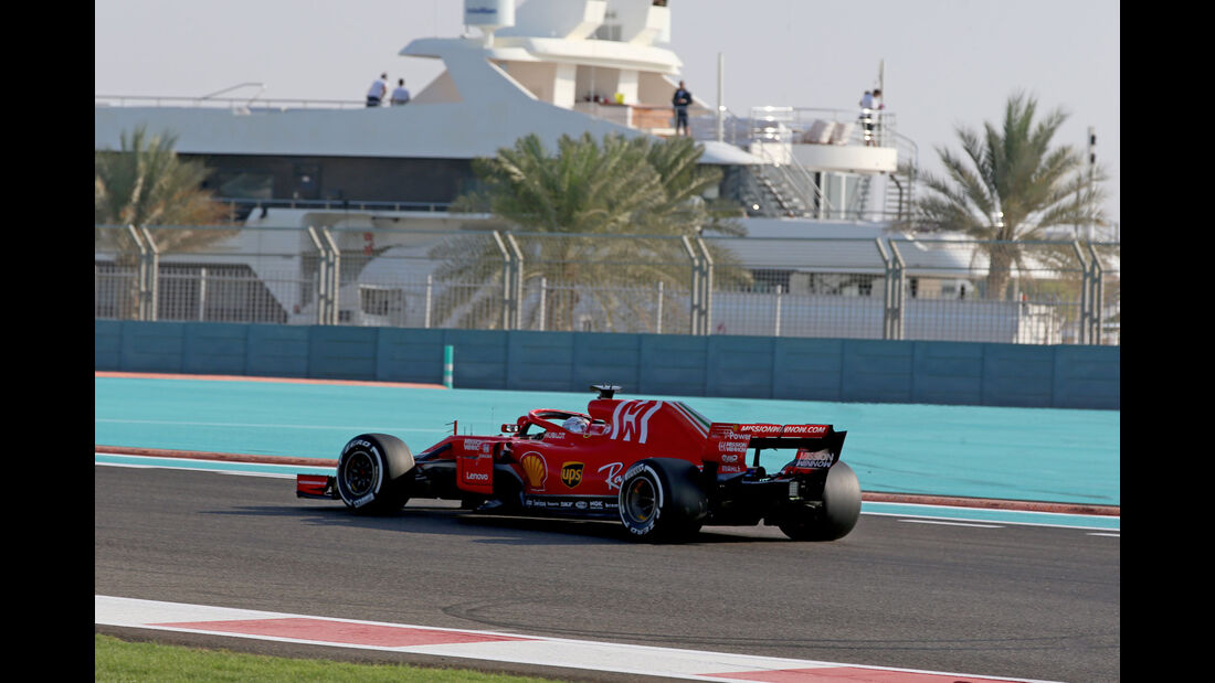 Sebastian Vettel - Ferrrai - F1-Testfahrten - Abu Dhabi - 27.11.2018