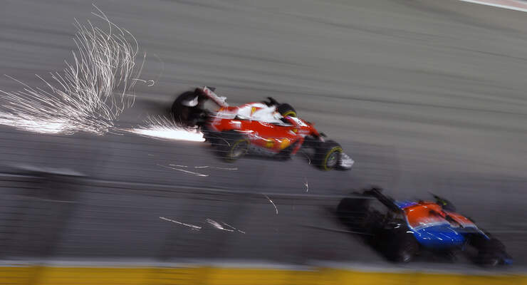 Sebastian-Vettel-GP-Singapur-2016-articleDetail-47afc0be-976054.jpg