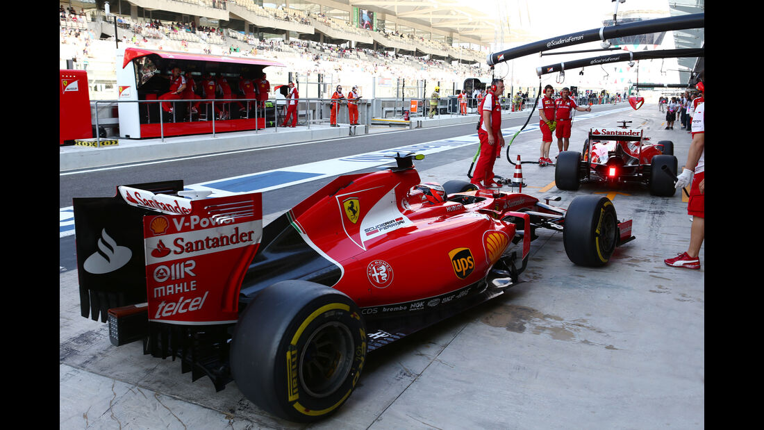 Sebastian Vettel & Kimi Räikkönen - Ferrari - GP Abu Dhabi - 28. November 2015