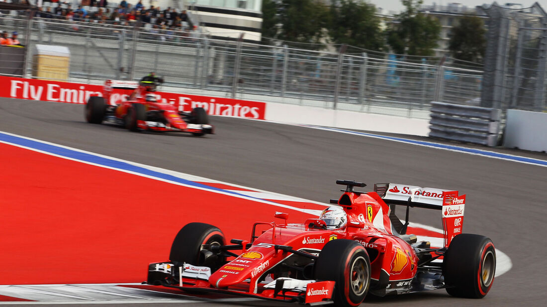 Sebastian Vettel - Kimi Räikkönen - Ferrari - GP Russland - Sochi - Qualifying - Samstag - 10.10.2015 