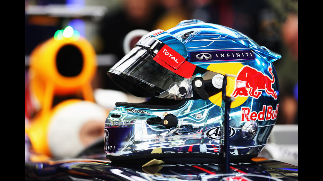Sebastian Vettel - Red Bull - Bahrain - Formel 1 Test - 2014