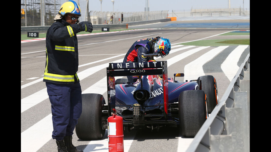 Sebastian Vettel - Red Bull - Formel 1 - Bahrain - Test - 1. März 2014