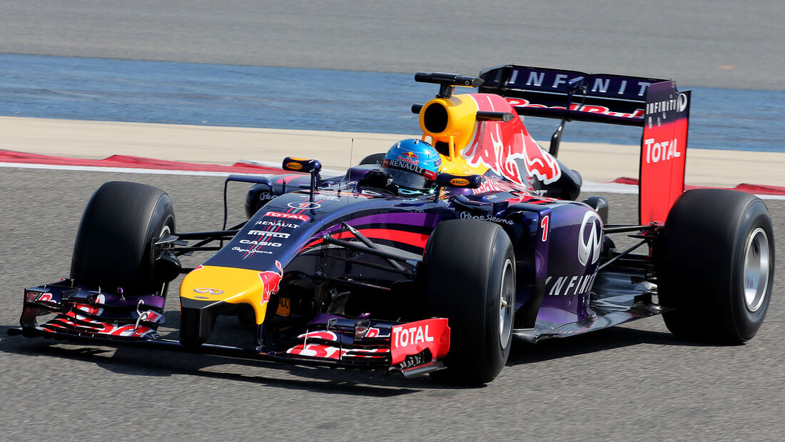 Sebastian Vettel - Red Bull - Formel 1 - Bahrain - Test - 20. Februar 2014 