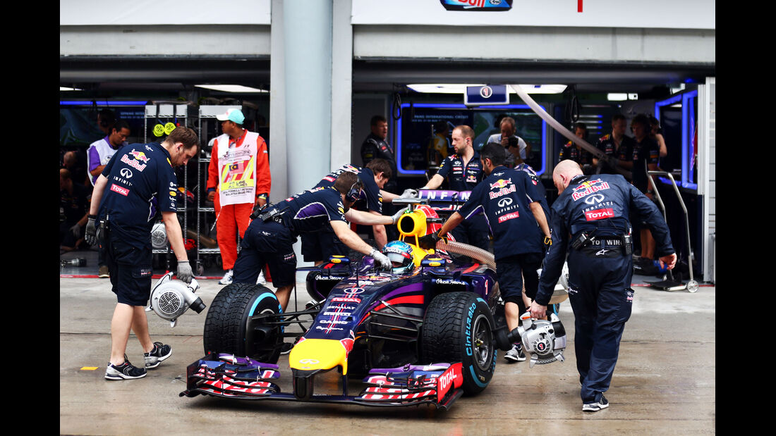 Sebastian Vettel - Red Bull - Formel 1 - GP Malaysia - Sepang - 29. März 2014
