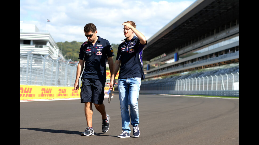 Sebastian Vettel - Red Bull - Formel 1 - GP Russland - Sochi - 9. Oktober 2014