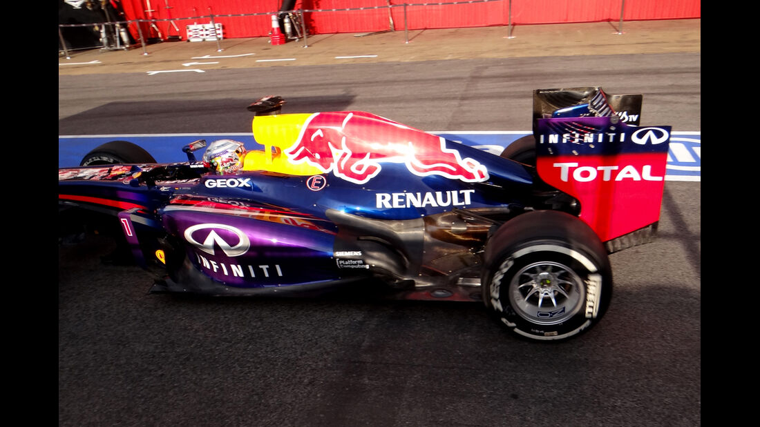 Sebastian Vettel - Red Bull - Formel 1 - Test - Barcelona - 19. Februar 2013
