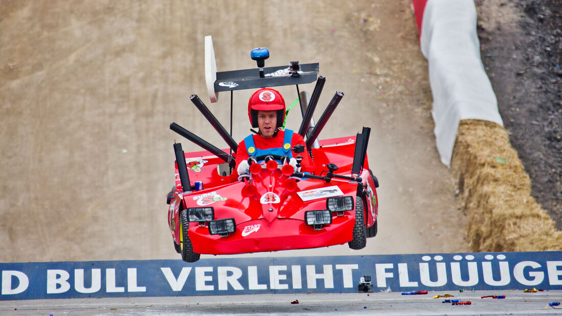 Sebastian Vettel - Red Bull Seifenkisten Rennen 2013