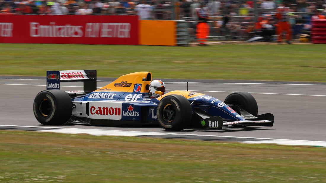 Sebastian Vettel - Williams FW14B - Nigel Mansell - Showrun Silverstone 2022