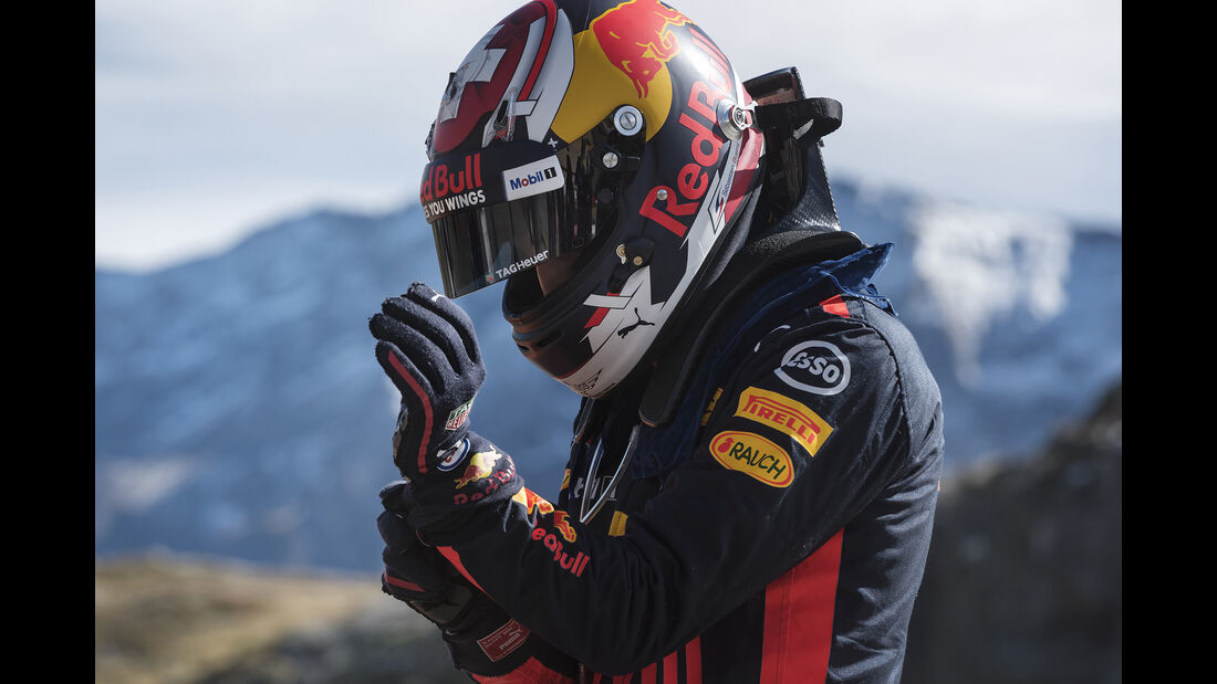 Sebastien Buemi - Red Bull - Showrun - Gotthard-Pass - RB8 - 2017