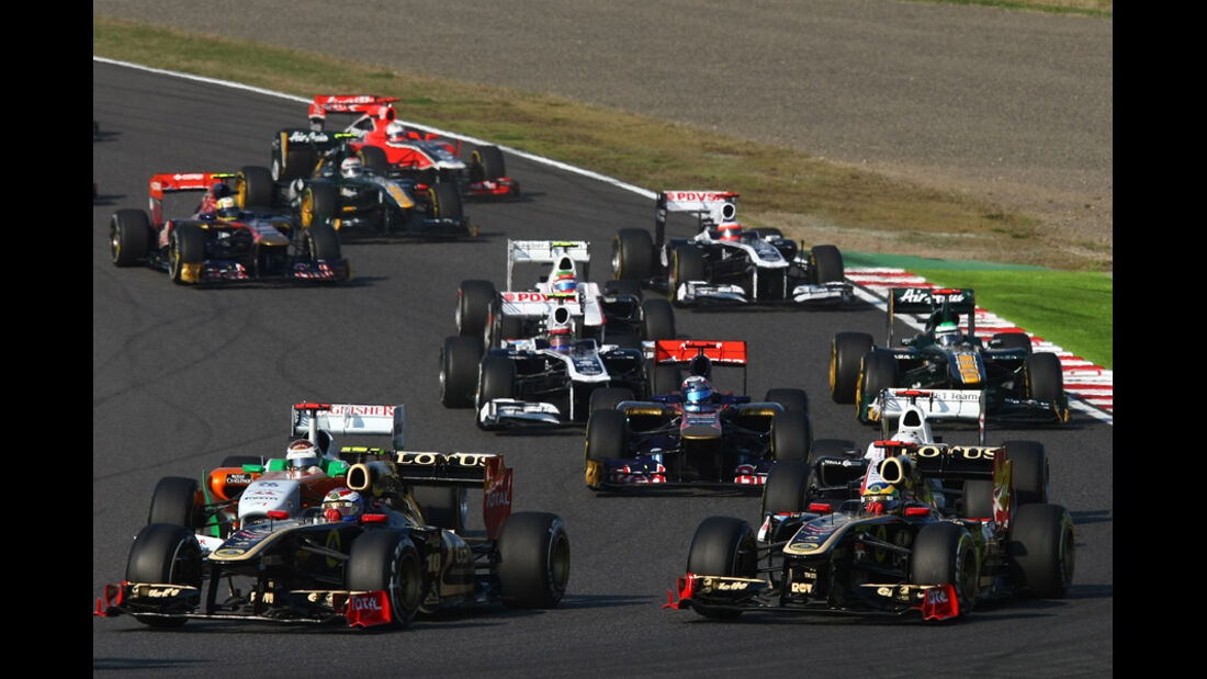 Senna Petrov Renault GP Japan 2011