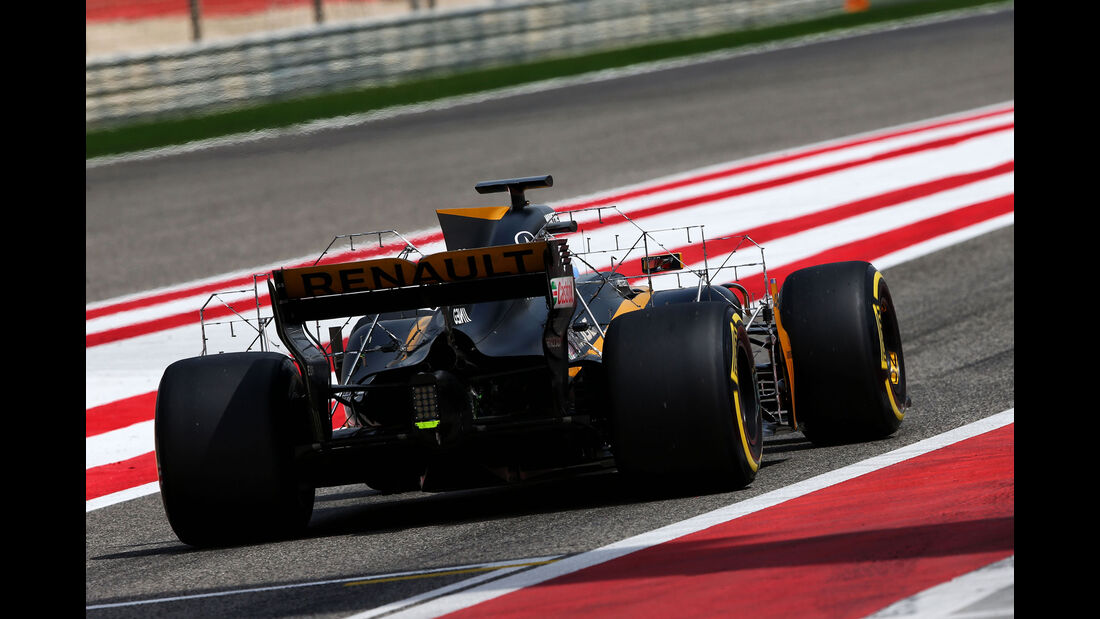 Sergey Sirotkin - Renault - Formel 1 - Testfahrten - Bahrain - Mittwoch - 19.4.2017