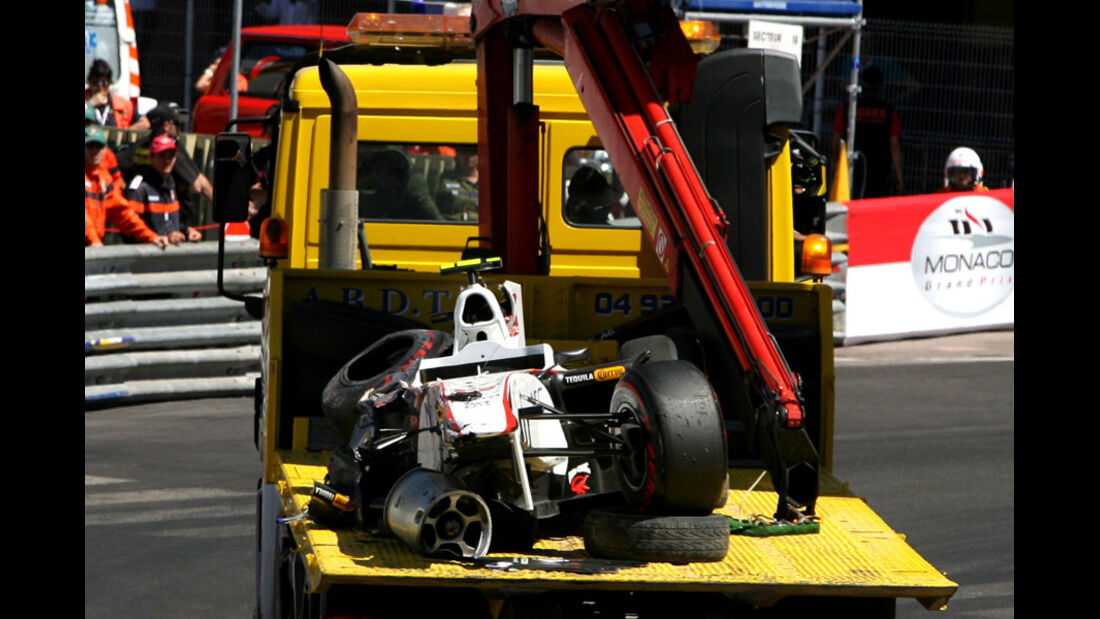 Sergio Perez Crash GP Monaco 2011
