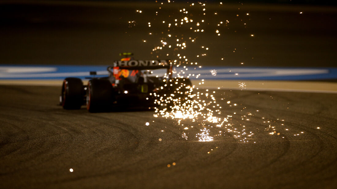Sergio Perez - Red Bull - Formel 1 - GP Bahrain - Qualifying - Samstag - 27.3.2021 