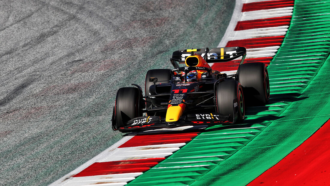 Sergio Perez - Red Bull - Formel 1 - GP Österreich - Spielberg - Qualifikation - Freitag - 8.7.2022