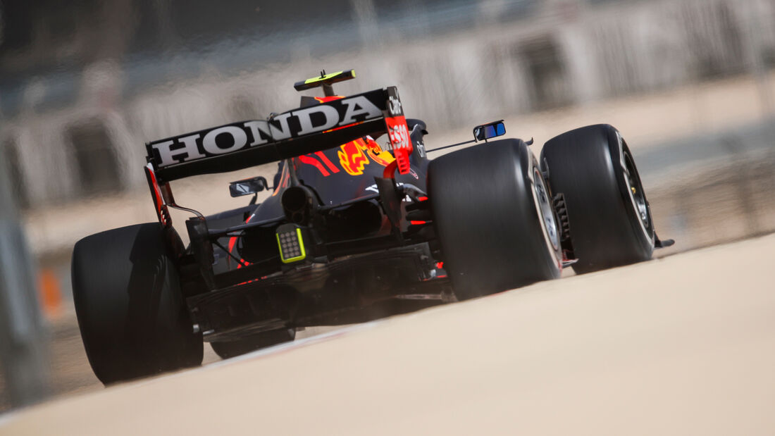 [Imagen: Sergio-Perez-Red-Bull-Formel-1-Test-Bahr...775098.jpg]