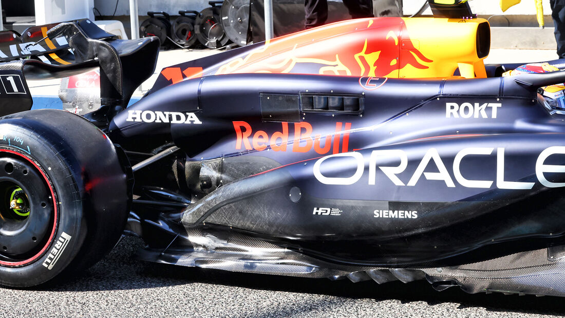 [Imagen: Sergio-Perez-Red-Bull-Formel-1-Test-Bahr...082865.jpg]