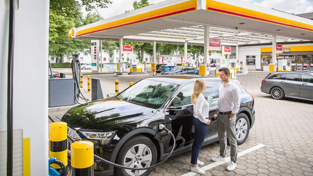 Shell Recharge Elektromobilität Digital Paket Advertorial