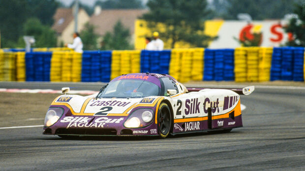 Silk Cut - Le Mans 1988 - Jaguar XJR-9 LM - Jan Lammers - Johnny Dumfries - Andy Wallace