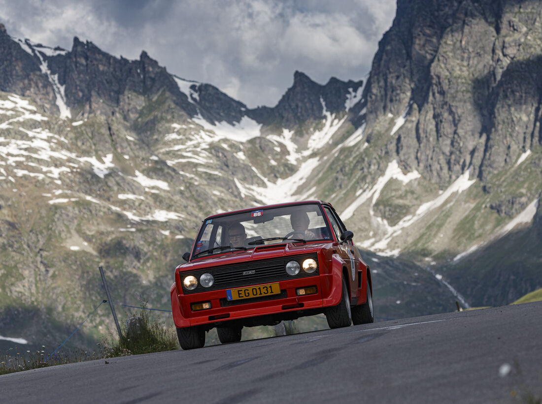 Oldtimer-Rallye auf der schönsten Straße der Welt - auto motor und sport