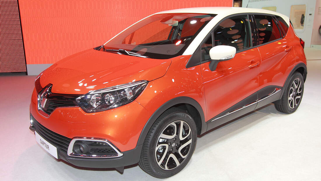 Sitzprobe Renault Captur Auf Dem Autosalon Genf 13 Auto Motor Und Sport