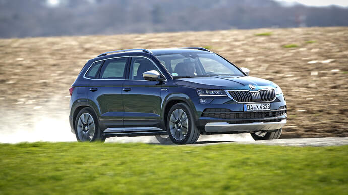 Skoda Karoq aktuelle Tests & Fahrberichte - AUTO MOTOR UND SPORT