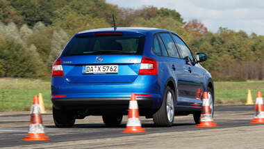Skoda Rapid Spaceback 1.2 TSI, Heckansicht, Bremstest