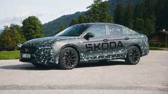 Skoda Superb Limousine Erlkönig