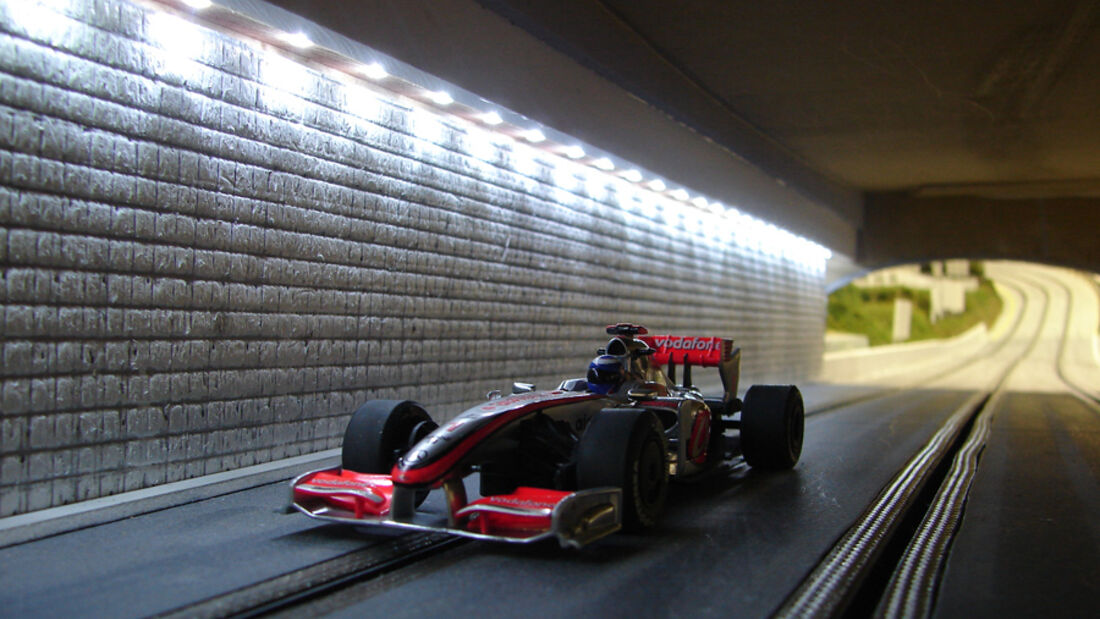 Carrera Bahn Tunnel