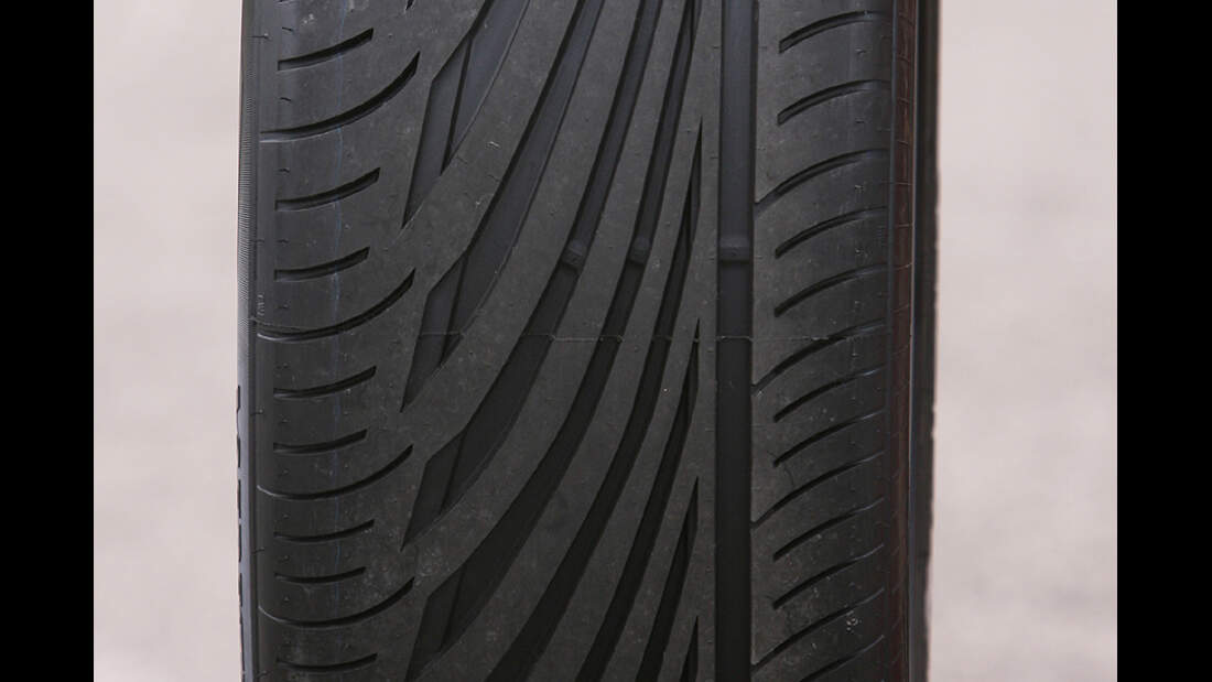 SommerreifenTest 245/45 R17 Zehn Fabrikate im Vergleich AUTO MOTOR UND SPORT SommerreifenTest 245/45 R17 Zehn Fabrikate im Vergleich AUTO MOTOR UND SPORT
