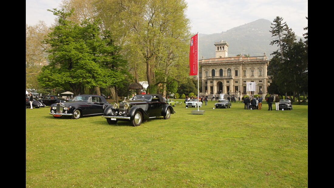 Sonderschau Rolls-Royce Cabrios bei der Villa Erba Villa d’Este 2010.