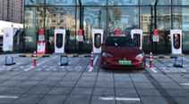 Sperrbarer Tesla-Supercharger in China