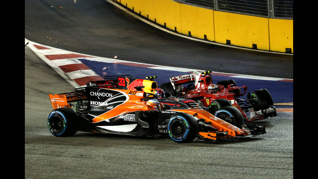 Start-Crash - GP Singapur 2017