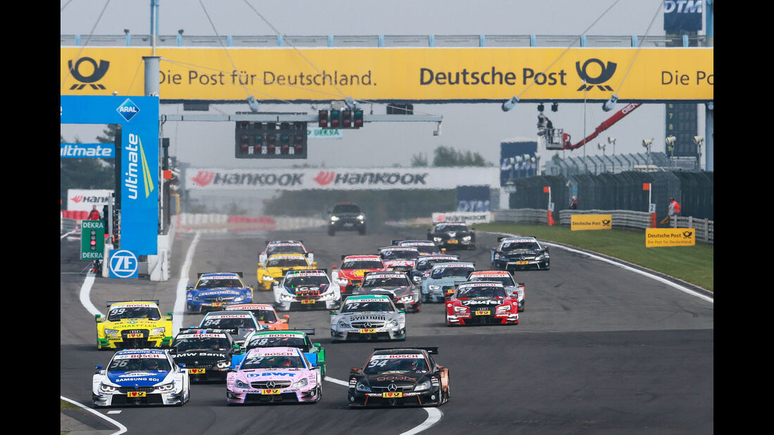 Start - DTM - Nürburgring - 1. Rennen - Samstag - 26.9.2015